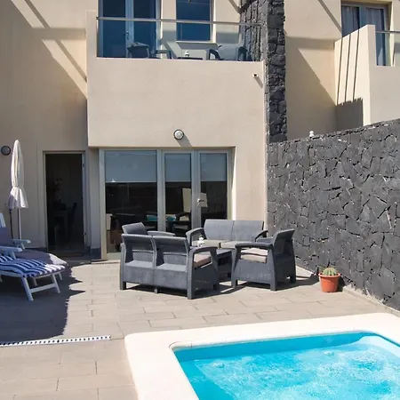Sun Bay Villas, Lovely 3 Bed With Private Pool & Sea Views Villa *